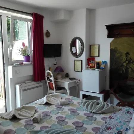 Camera Asia Homestay Albissola Marina